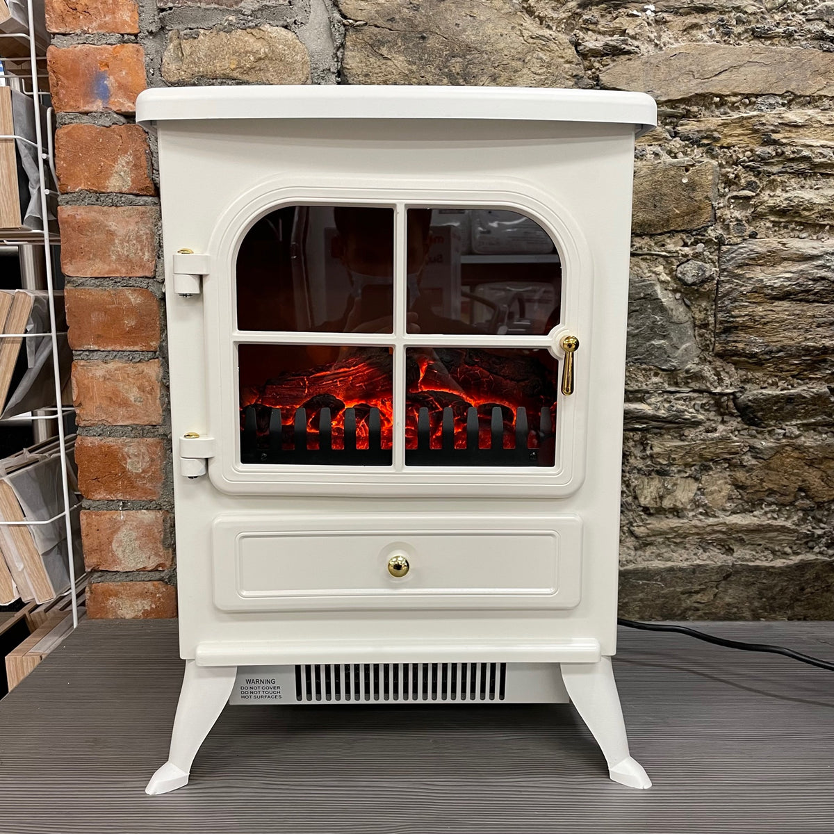 De Vielle 1800W Electric Cream Stove – Smyth's Homevalue