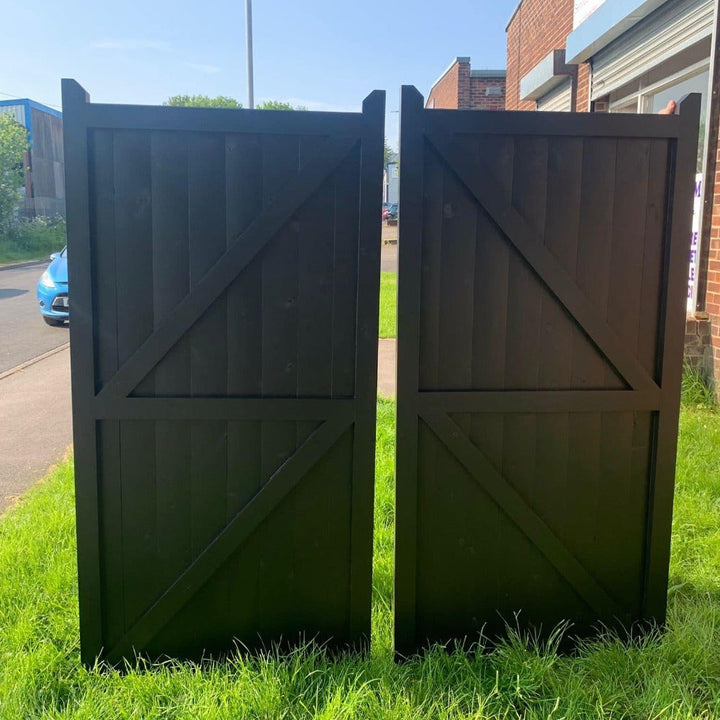 Ebony Wood Stain Wooden Gate Sikkens Cetol Filter 7 Plus Ebony 020