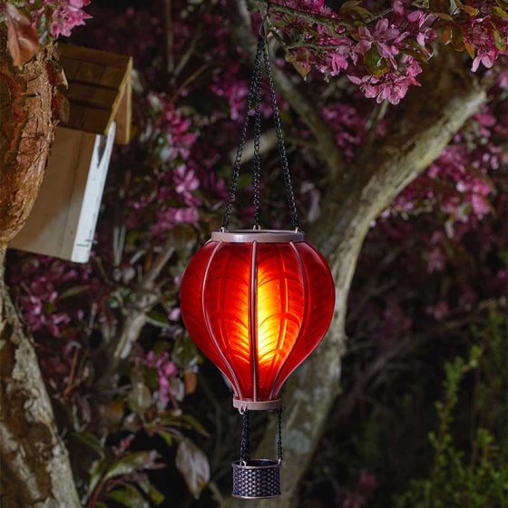 Inspirational range of garden products, specialising in Solar Lighting and Garden Decor, bringing any outside space to life! 