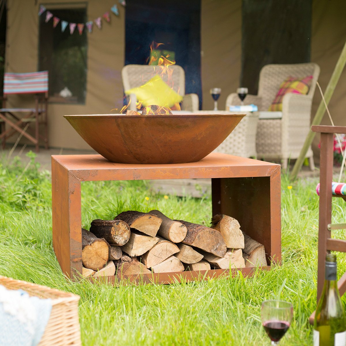 La Hacienda Moho Steel Firepit with Log Storage