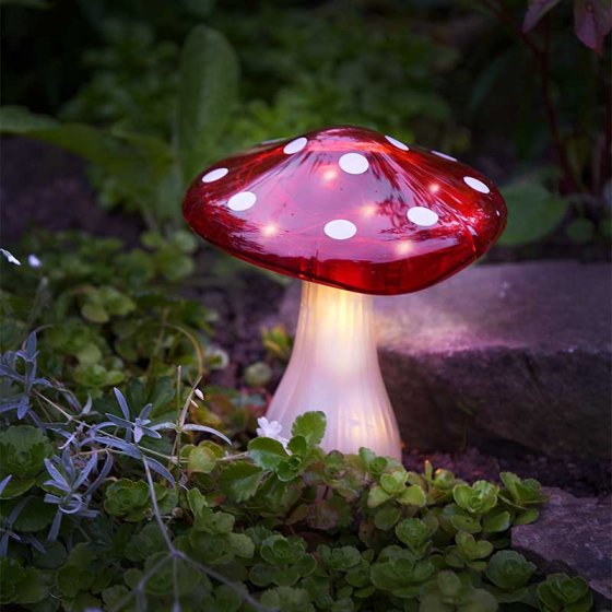 Inspirational range of garden products, specialising in Solar Lighting and Garden Decor, bringing any outside space to life! 