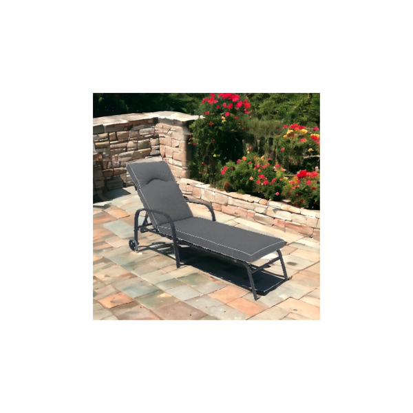 Padded Lounger With Wheels