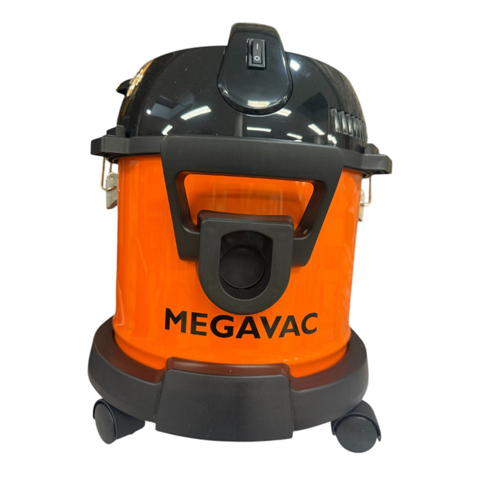 Morphy Richards Mega Vac- Steel Tank Vacuum CleanerMorphy Richards Mega Vac- Steel Tank Vacuum Cleaner