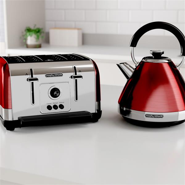 Morphy RichardsVenture 4 Slice Toaster - Red
