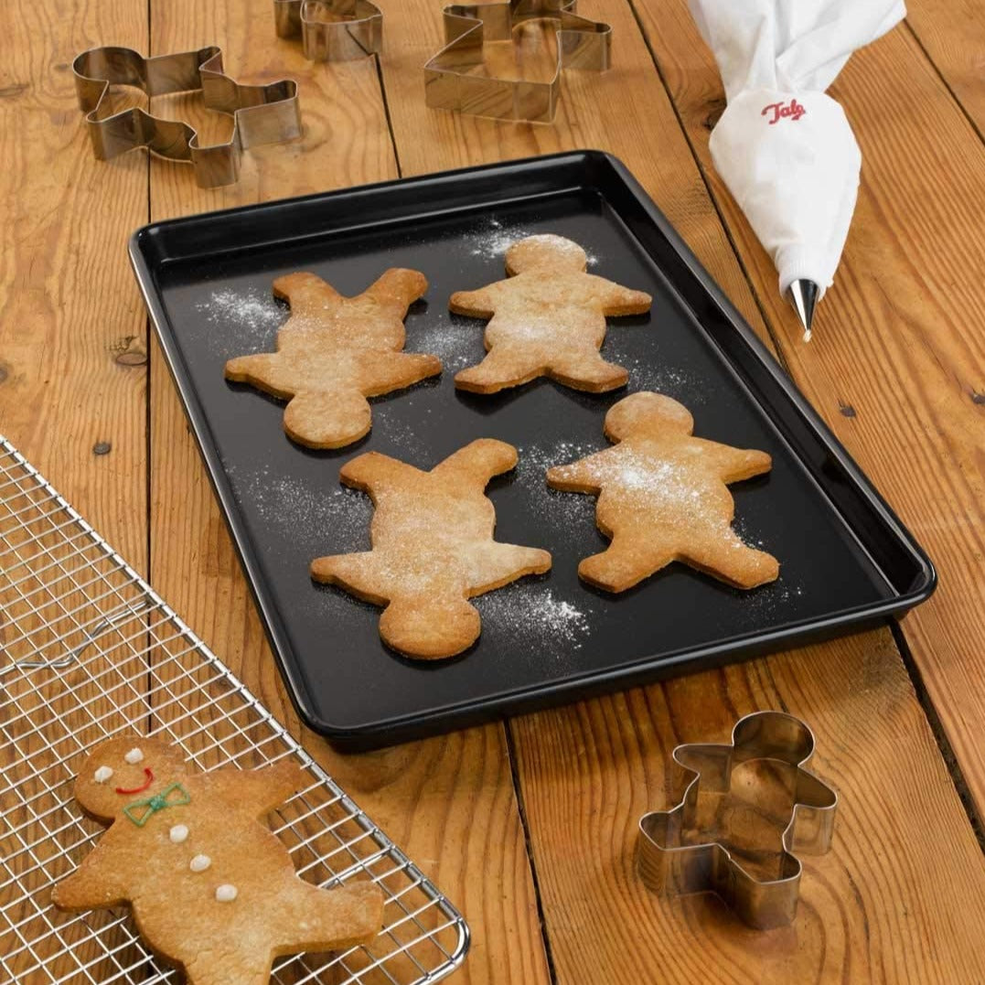 Gingerbread Family Cutters Set
