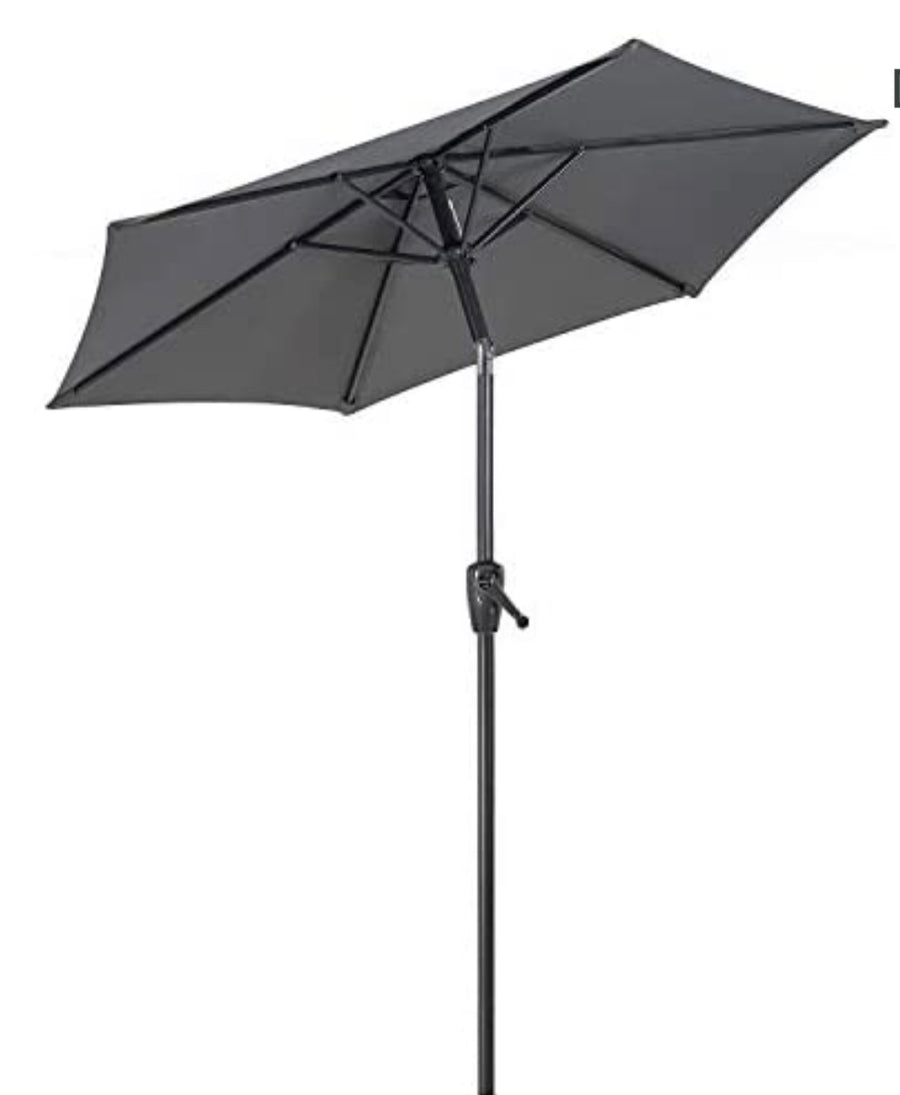 2.7 metre tilt parasol with crank