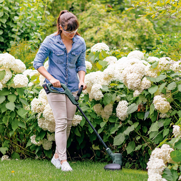 BOSCH 18V Cordless Grass Strimmer Easy Grass Cut