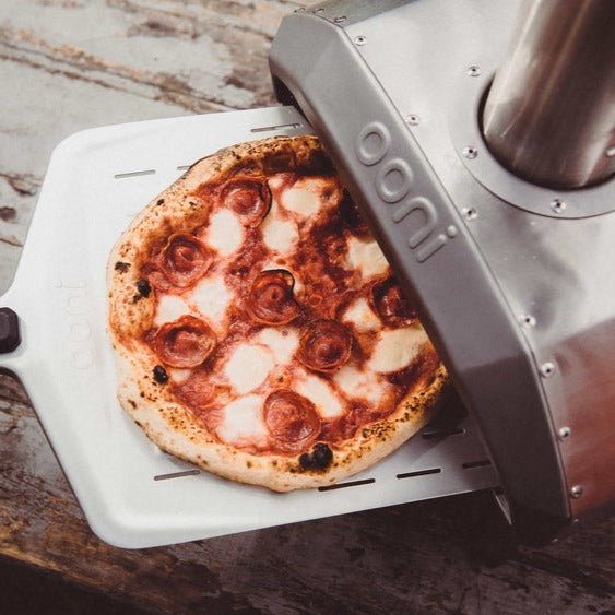 Ooni Karu 12 Multi-Fuel Pizza Oven